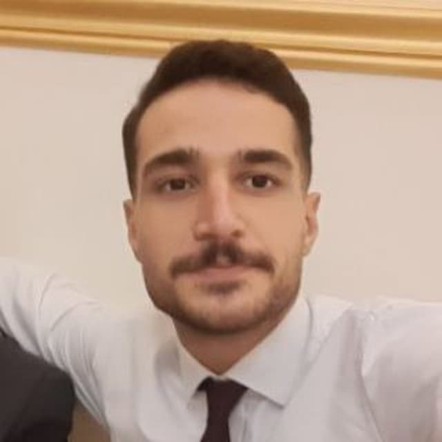 مصطفی واحدی نژاد